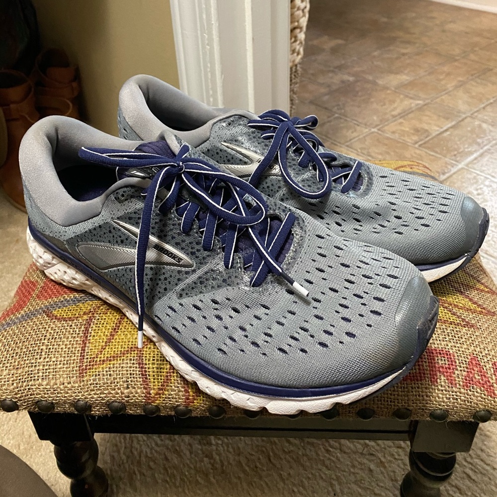 Men’s Glycerin 19 Brooks Running Shoes Size 10.5